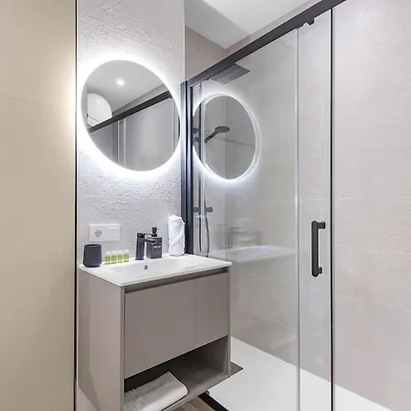 Lovelyloft Toledo 2 *