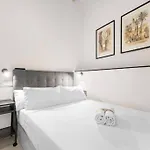Lovelyloft Toledo 2 דירה *